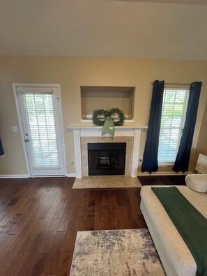 3 habitaciones, tabla de planchar con plancha y wifi gratis 
