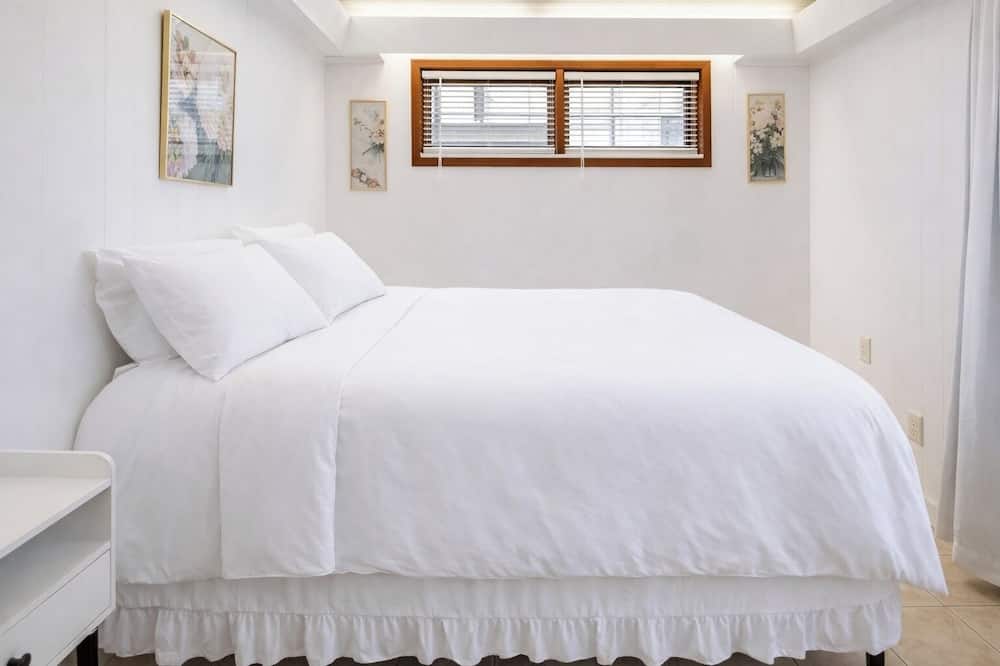 Modern 2BR Apartment Free Parking Baden - Toronto, OH