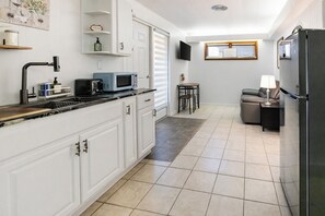 Apartment (2 Bedrooms) | Floor plan - Modern 2BR Apartment Free Parking Baden (Baden)