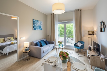 Deluxe Apartment, 2 Bedrooms | Living room. Zenao Appart'hôtels Boissy-Saint-Léger