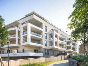 Mặt tiền nơi lưu trú