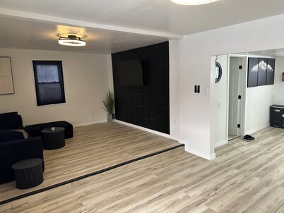 Beautiful 2-bedroom house in tranquil Warren perfect for relaxing stays
