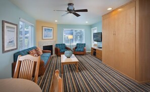 TV, fireplace, DVD player, stereo - Birch Bay | Romantic Coastal Retreat | Pool + Beach (Blaine)