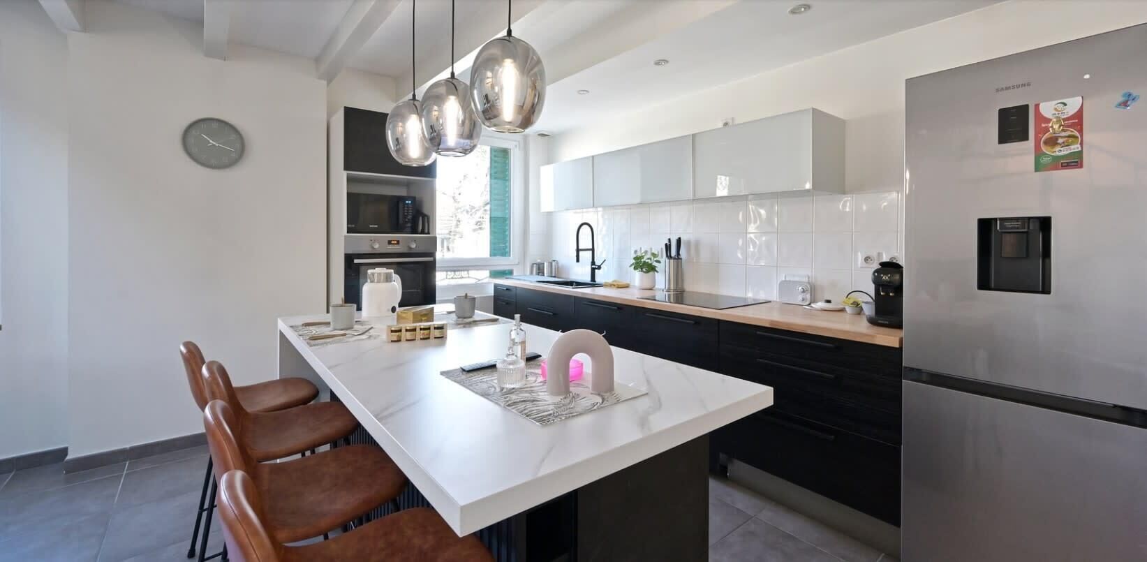 Fridge, microwave, oven, dishwasher