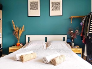 1 bedroom, iron/ironing board, WiFi, bed sheets - Apartment with balcony near St Jean train station (Bordeaux)