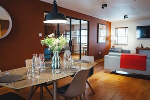 Dining - NO.1 Bakewell - New, modern one bedroom apartment with private parking. (Bakewell)