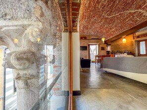 Unclassified image, 5 of 24, button - Lovingenoa Light - Passion (Genova)