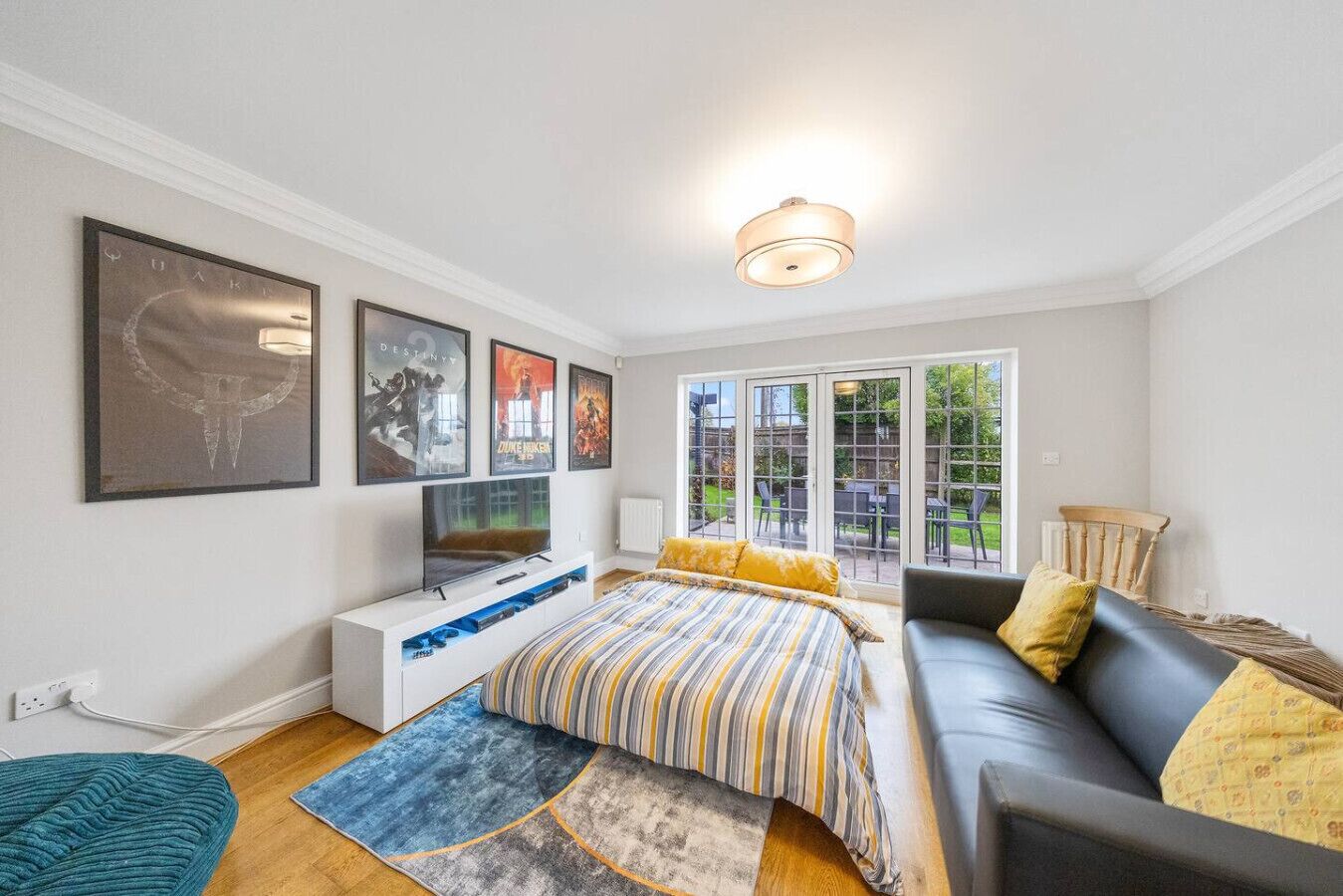 Desk, iron/ironing board, travel crib, WiFi