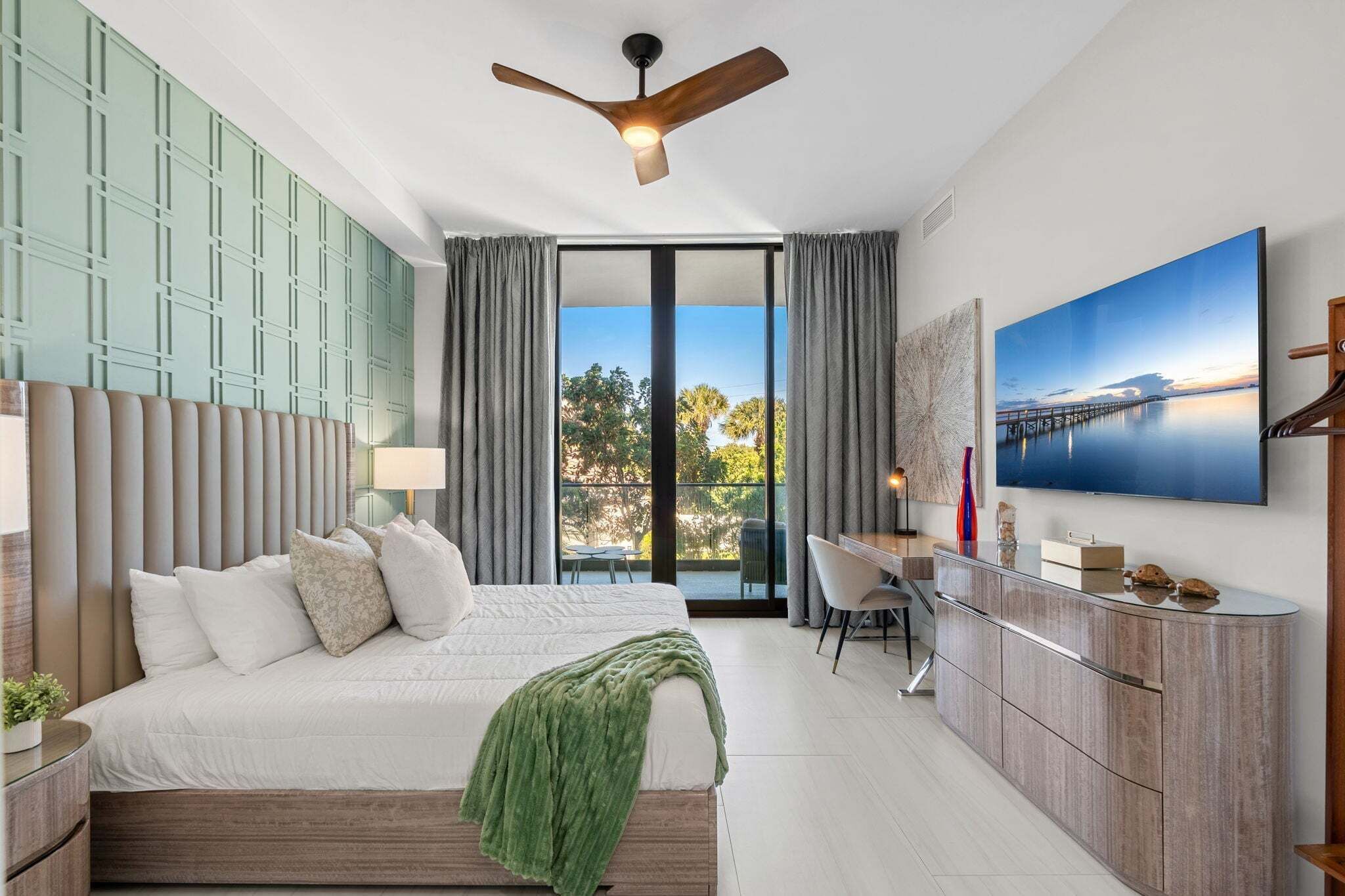 3 bedrooms, premium bedding, individually decorated
