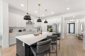 Apartment (3 Bedrooms) | Private kitchen