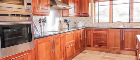 Lavavajillas, utensilios de cocina