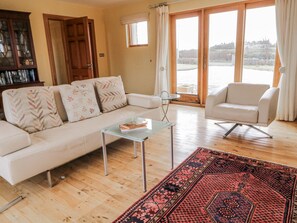 Living area - Cashelrehin (Errarooey)