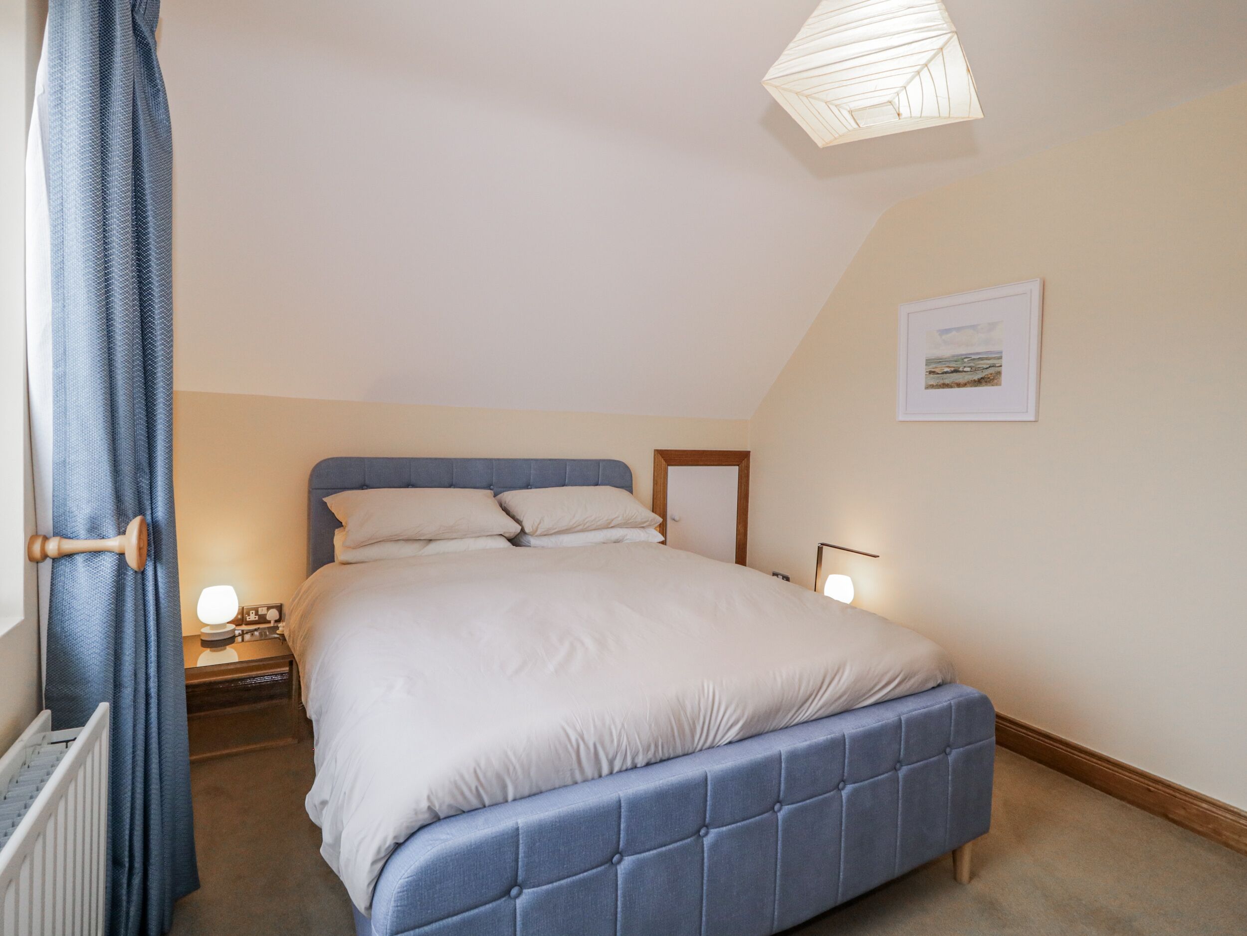 4 phòng ngủ, trang trí khác biệt 