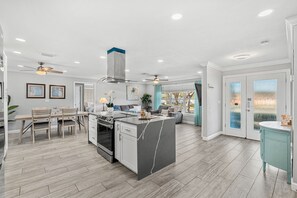 House (4 Bedrooms) | Interior - 1544 Lime Drive (Melbourne)