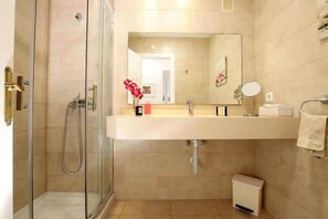 Hair dryer, toilet paper - Apartment Veleta (Port de Pollença)