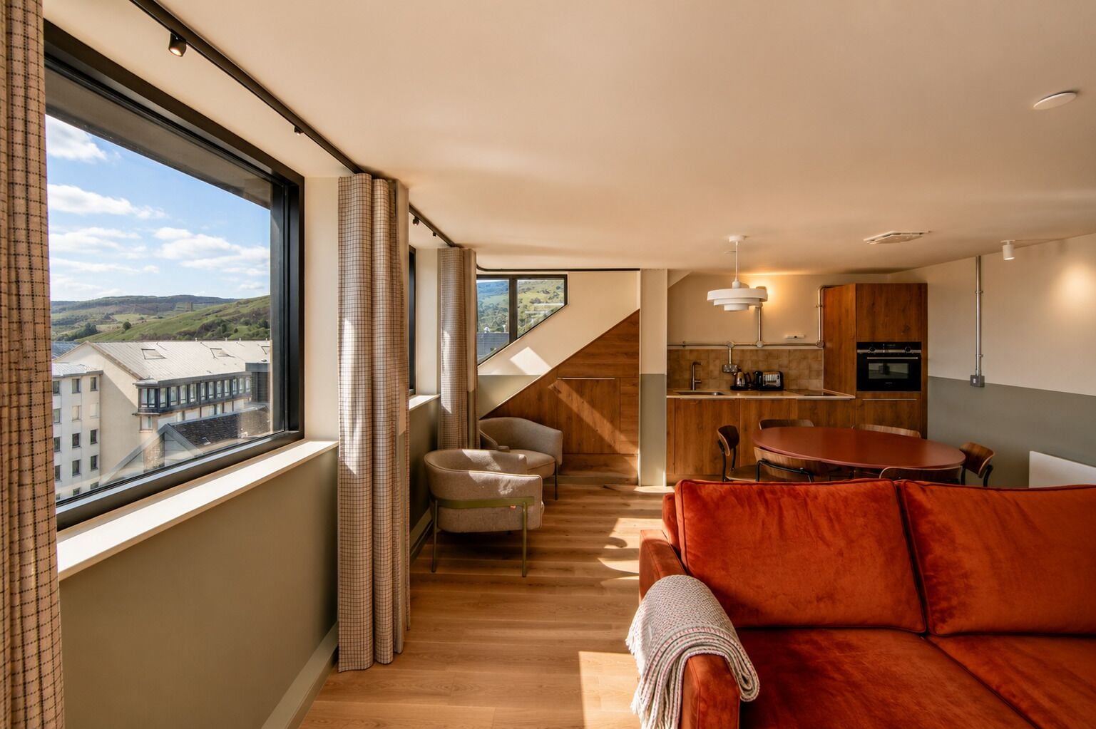 Çatı Katı Süiti (Penthouse) | Özel mutfak | Tam boy buzdolabı, mikrodalga fırın, fırın, bulaşık makinesi 