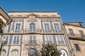 Exterior - GuestReady - Luxurious riverside studio retreat (Vila Nova de Gaia)