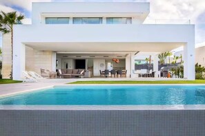 Pool - Modern 4+ bedroom villa with private pool in Marbella.  Sleeps 8, walk to beach. (Marbella)