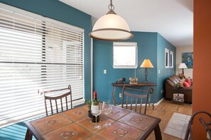 Dining - Cozy 1-bedroom condo, in soothing Tucson with fitness room, pools & trails (Tucson)