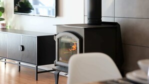 Interior - Comfort by the Aylmer Lake | Evasion du Douze59 (Beaulac-Garthby)