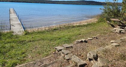 Little Glen Lake 3 bedroom, 2 bath, Air Conditioning, Great Swimming & Fishing