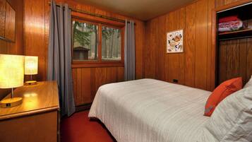3 habitaciones, tabla de planchar con plancha y wifi gratis