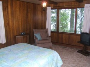 3 chambres, fer et planche à repasser, Wi-Fi, literie fournie