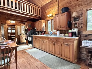 Fridge, microwave, oven, stovetop - Classic Maine 2BR Cabin in Center of MDI! Pet Friendly [Birdsong] (Mount Desert)