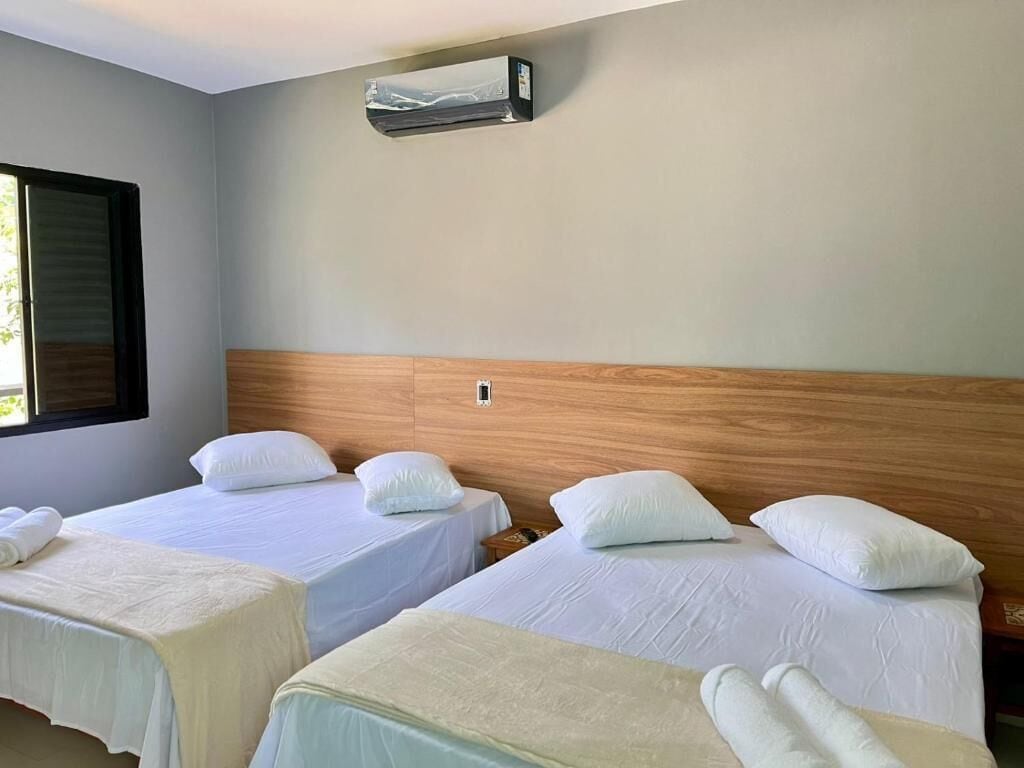 Quarto quádruplo luxo | Wi-Fi de cortesia