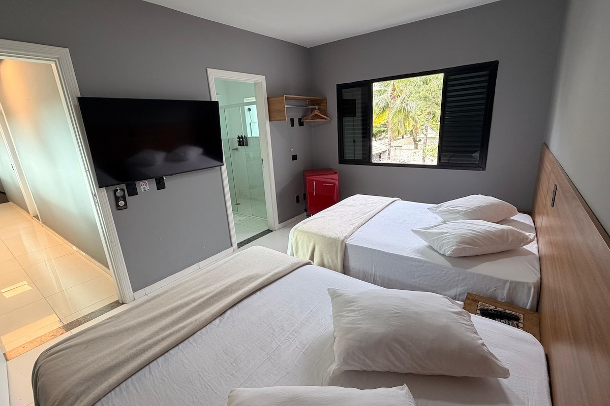 Deluxe-Suite, Gartenblick | Verdunkelungsvorhänge, Bügeleisen/Bügelbrett, kostenloses WLAN