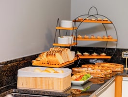 Desayuno buffet incluido todos los días
