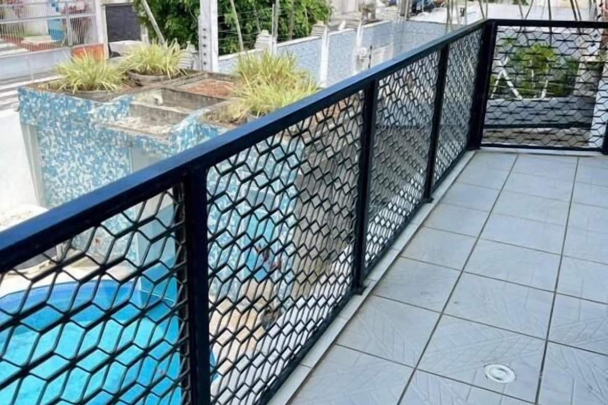 Familienzimmer, Balkon, Poolblick