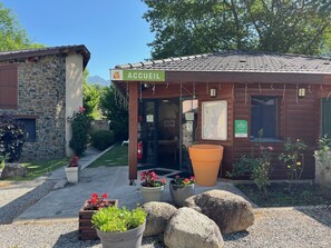 Exterior - 2-bedroom Nordic chalet at the foot of the Plateau de Beille (Aston)