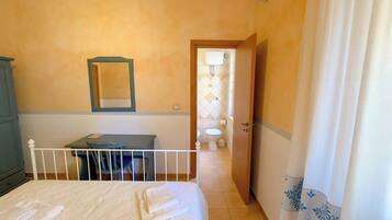 1 Schlafzimmer, Schreibtisch, kostenloses WLAN, BettwÀsche