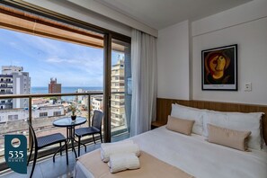 1 chambre, fer et planche à repasser, accès Internet, draps fournis