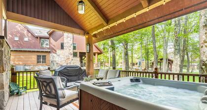 Spacious 5-bedroom house in serene McHenry with Hot Tub and Pet Friendly