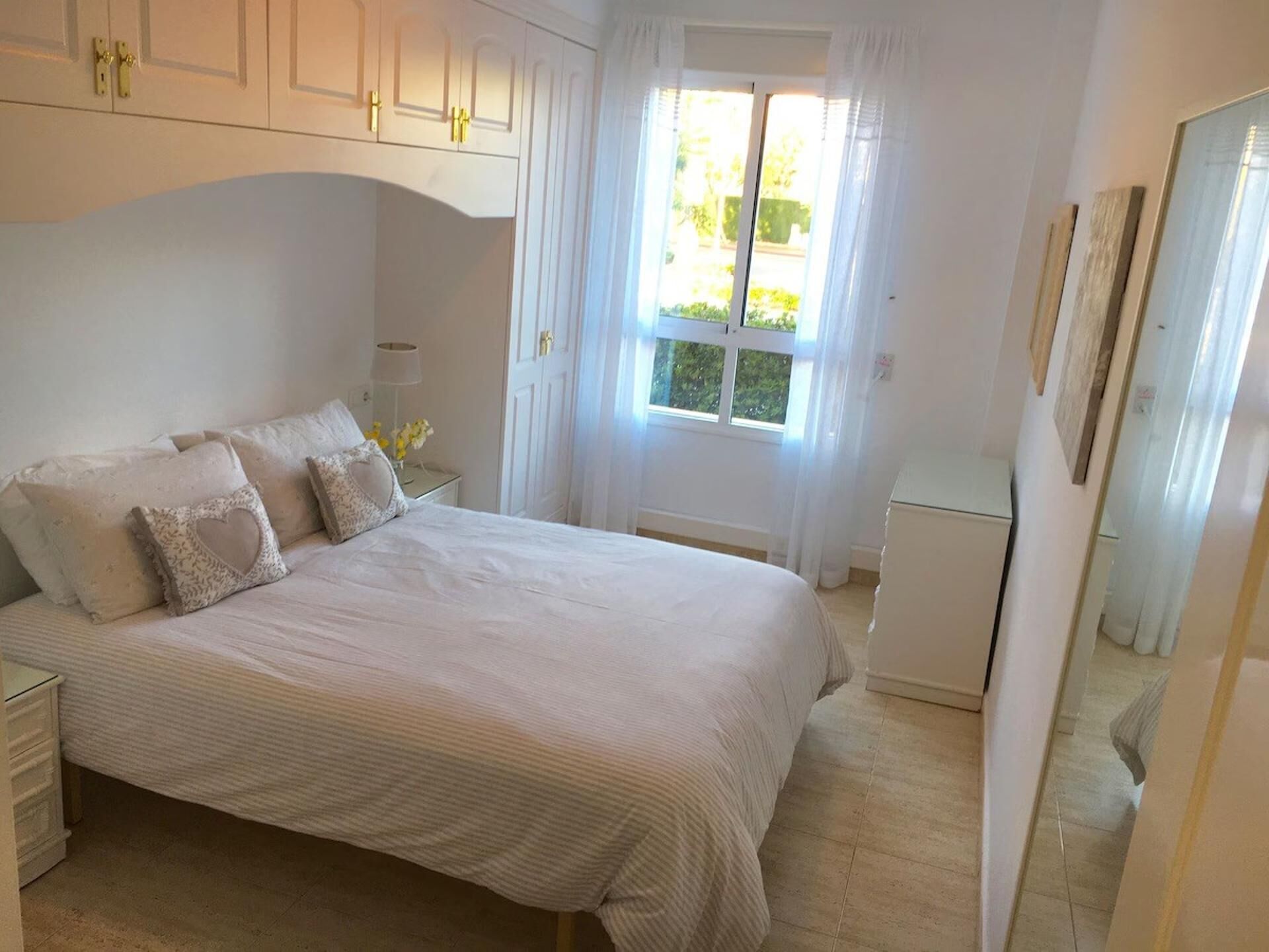 2 habitaciones, wifi gratis y ropa de cama 