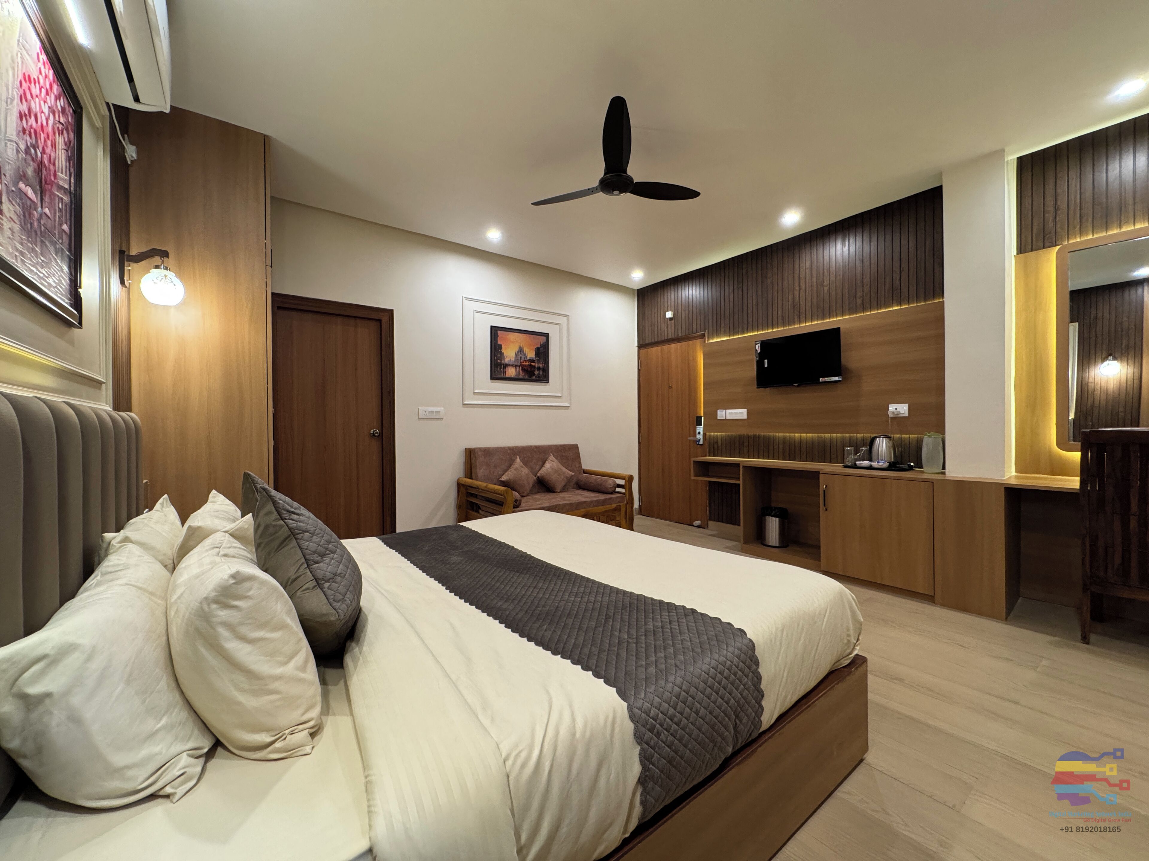 Superior Room, City View | Laptop workspace, free WiFi