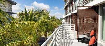 Collins Court South Beach