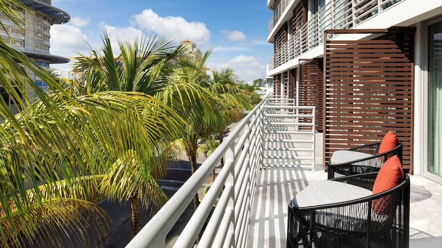 Collins Court South Beach