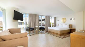 Junior Suite, 1 King Bed with Sofa bed, Balcony (Juliette)