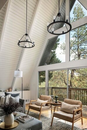 Interior - Rustic modern A frame mountain getaway in Lake Arrowhead (Lake Arrowhead)