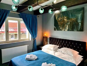 Iron/ironing board, WiFi, bed sheets - Urban Wood Retreat | Walk Downtown (Karlovy Vary)