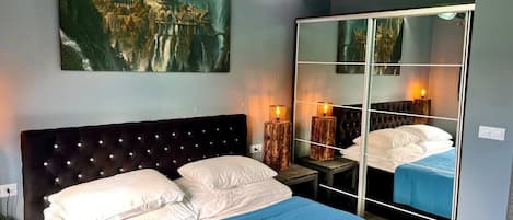 Fer et planche Ă repasser, Wi-Fi, draps fournis