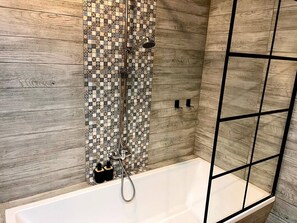 Hair dryer - Urban Wood Retreat | Walk Downtown (Karlovy Vary)