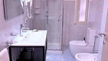 Wedding room with balcony | Badezimmer
