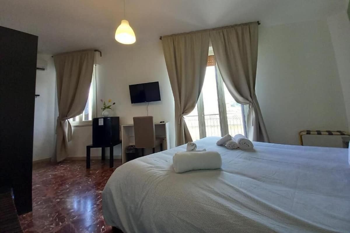 Wedding room with balcony | Ilmainen Wi-Fi