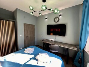 Iron/ironing board, WiFi, bed sheets - Design Apartment | Heart of KV (Karlovy Vary)