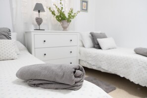 4 Schlafzimmer, Bügeleisen/Bügelbrett, WLAN, Bettwäsche