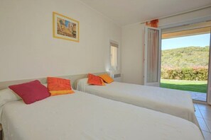 1 bedroom, iron/ironing board - Apartment 4 pers classé ***,proximité Calvi/Calenzana (CALENZANA)